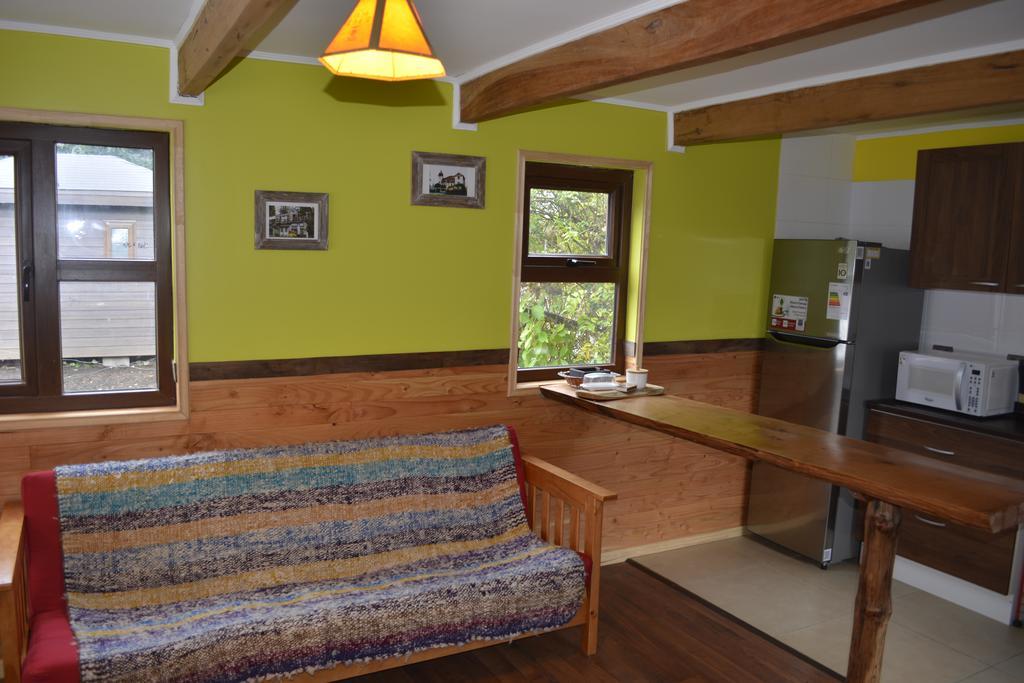 Cabanas Estacion Del Lago Пуерто Варас Екстериор снимка