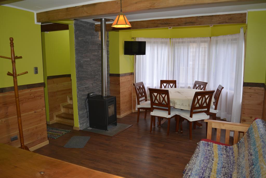 Cabanas Estacion Del Lago Пуерто Варас Екстериор снимка